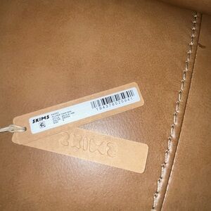 SKIMS Plunge Tank Bra